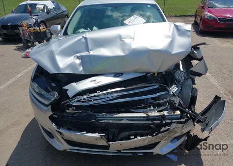 2014 Ford Fusion Se z USA, uszkodzony, nr VIN 3FA6P0H90ER211611